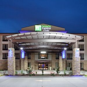 Holiday Inn Express & Suites St Louis Airport, An Ihg Hotel